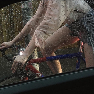 爆乳自慰夜影院
