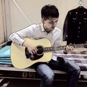 熟女玩小男生的小嫩茎视频
